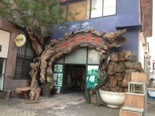 水蜜桃网在线观看門頭